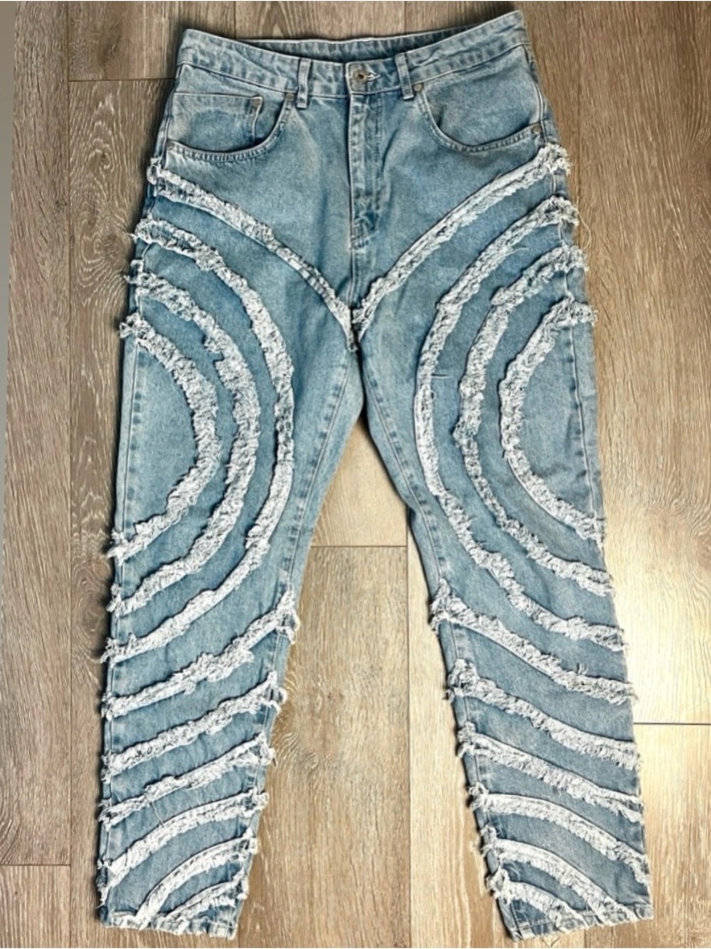 Ragged Priest Gaze Jeans High Rise Statement Frayed Wave Appliqué Denim Size 32